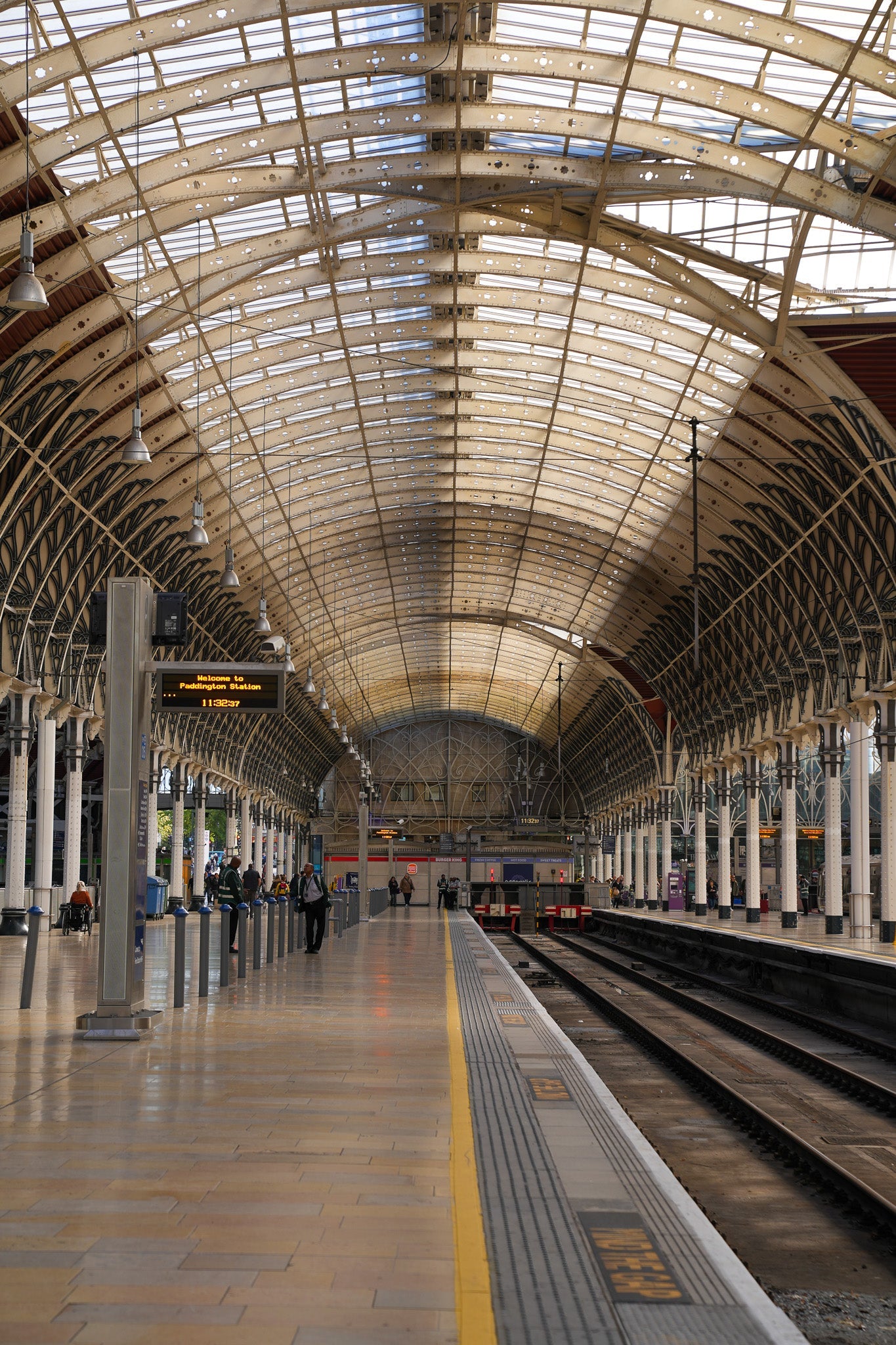 Lo2404 - Paddington Station - Professional Fine Art Print and Wall Art by MK2 Photos