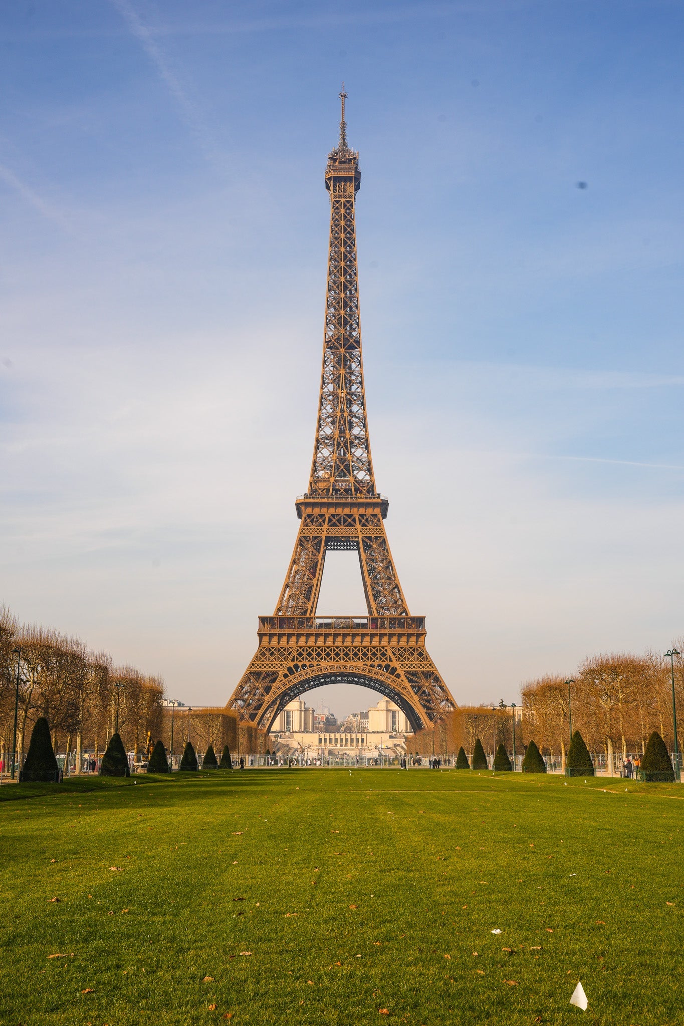 Fr2501 - Eiffel Tower - Professional Fine Art Print and Wall Art by MK2 Photos